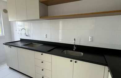 Imagem: O apartamento possui 2 Dormitórios, 2 Banheiros, 1 Vaga na