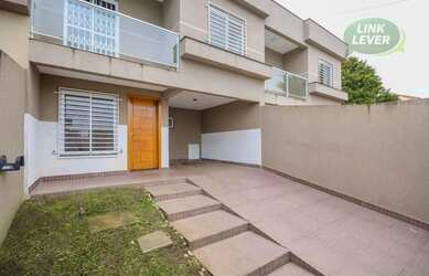 Imagem: A casa em condomínio possui 3 Dormitórios, 3 Banheiros, 2