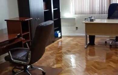 Imagem: O depósito possui 30m² de Área e está localizado em Centro