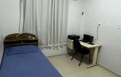 Imagem: A casa em condomínio possui 2 Dormitórios, 2 Banheiros, 1