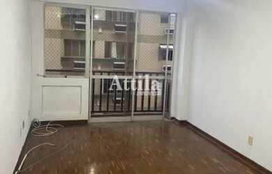 Imagem: O apartamento possui 1 Dormitório, 1 Banheiro, 1 Vaga na garagem