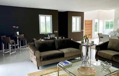 Imagem: A casa em condomínio possui 4 Dormitórios, 5 Banheiros, 5