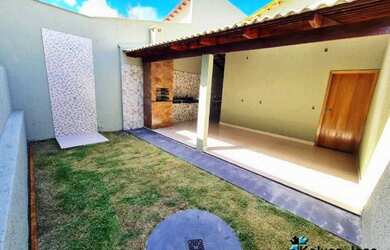 Imagem: A casa possui 3 Dormitórios, 2 Banheiros, 3 Vagas na garagem