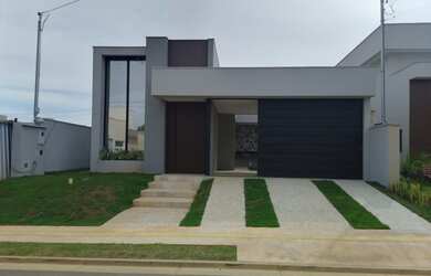 Imagem: A casa em condomínio possui 3 Dormitórios, 4 Banheiros, 4