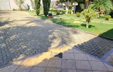 Imagem: A casa em condomínio possui 3 Dormitórios, 5 Banheiros, 5