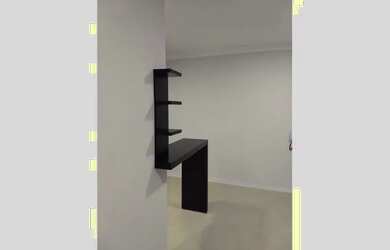 Imagem: O apartamento possui 1 Dormitório, 1 Banheiro, 80m² de Área