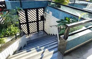 Imagem: O apartamento possui 1 Dormitório, 1 Banheiro, 1 Vaga na garagem