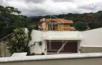 Imagem 7: Casa Sobrado em Jundiaí. Piscina, Churrasqueira, VarandaeGuarda roupa