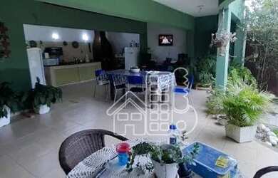 Imagem: A casa possui 3 Dormitórios, 1 Banheiro, 5 Vagas na garagem