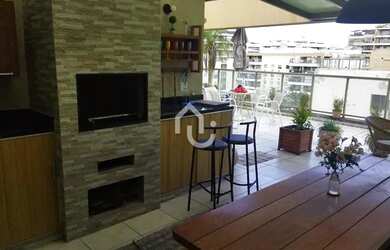 Imagem: O apartamento na cobertura possui 3 Dormitórios, 5 Banheiros