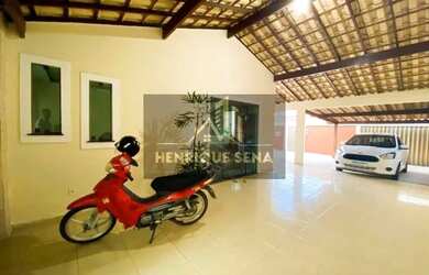 Imagem: A casa possui 4 Dormitórios, 4 Banheiros, 5 Vagas na garagem