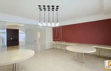 Imagem: O depósito possui 4 Vagas na garagem, 474m² de Área e está