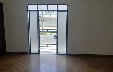 Imagem: O depósito possui 1 Vaga na garagem, 40m² de Área e está