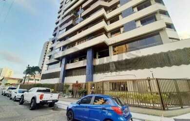 Imagem: O apartamento possui 4 Dormitórios, 2 Banheiros, 2 Vagas na