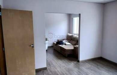 Imagem 1: Casa Padrão em Jundiaí