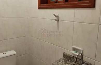 Imagem 7: Casa Sobrado em Jundiaí. Piscina, Varanda, Guarda roupaeLareira