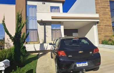 Imagem: A casa em condomínio possui 3 Dormitórios, 4 Banheiros, 2