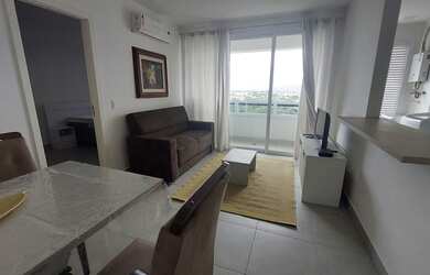 Imagem: O apartamento possui 1 Dormitório, 1 Banheiro e 1 Vaga na garagem