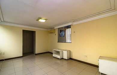 Imagem 12: Casa de 3 pavimentos à venda..R$ 1.400 k