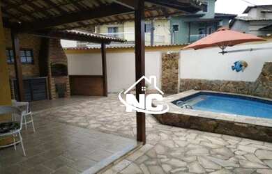 Imagem: A casa em condomínio possui 3 Dormitórios, 2 Banheiros, 2