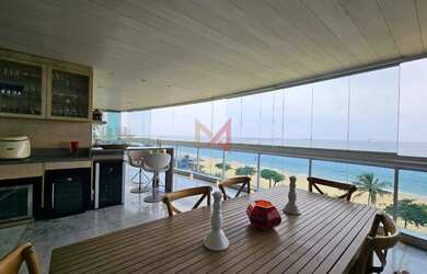 Imagem: O apartamento possui 4 Dormitórios, 5 Banheiros, 3 Vagas na