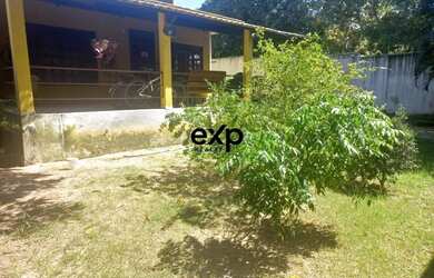 Imagem 8: Casa com 5 cômodos, sendo na casa principal, uma suite com closet, duas...