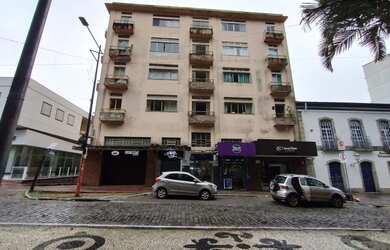 Imagem: O apartamento possui 3 Dormitórios, 2 Banheiros, 100m² de