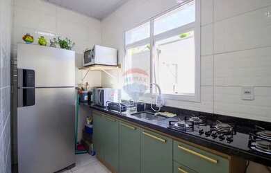 Imagem 7: Casa Aconchegante no Bairro Patronato Conforto, Economia e Localização Estratégica