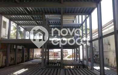 Imagem: O terreno possui 600m² de Área e está localizado em Anil