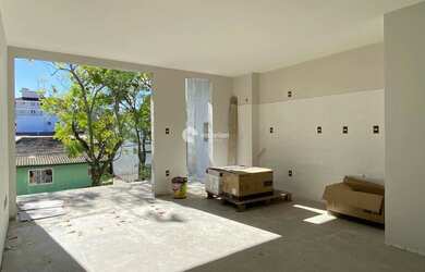 Imagem 6: Refúgio Discreto e Natural para Viver com Leveza