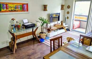 Imagem: O apartamento possui 1 Dormitório, 1 Banheiro, 1 Vaga na garagem