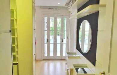 Imagem 13: Casa de Alto Padrão com 3 Suítes, Piscina e Espaço Gourmet em Frente...