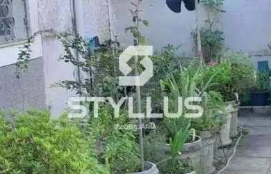 Imagem: A casa possui 3 Dormitórios, 5 Banheiros, 4 Vagas na garagem