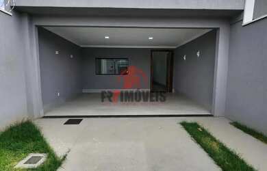 Imagem: A casa possui 3 Dormitórios, 2 Banheiros, 3 Vagas na garagem