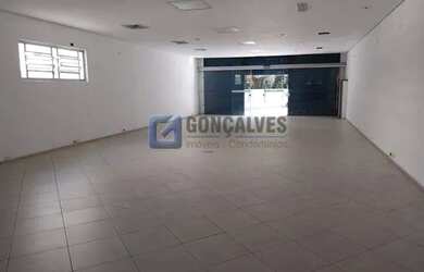 Imagem: O depósito possui 138m² de Área e está localizado em Centro