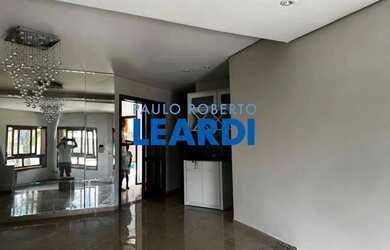 Imagem: A casa em condomínio possui 3 Dormitórios, 3 Banheiros, 280m²