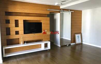 Imagem: O apartamento possui 2 Dormitórios, 1 Banheiro, 2 Vagas na