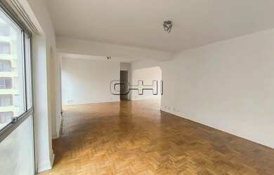 Imagem: O apartamento possui 4 Dormitórios, 5 Banheiros, 2 Vagas na