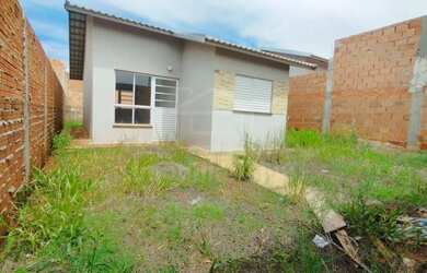 Imagem: A casa possui 2 Dormitórios, 1 Banheiro, 50m² de Área e