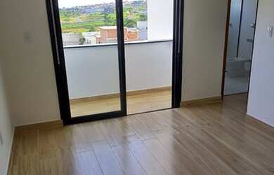 Imagem 6: Lindo sobrado a venda no Cond Central Park Salto SP