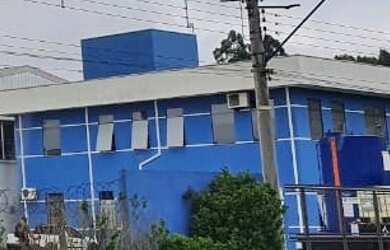 Imagem: O depósito possui 1.000m² de Área, Imóvel mobiliado e está