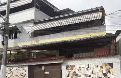 Imagem: A casa possui 5 Dormitórios, 4 Banheiros, 280m² de Área e