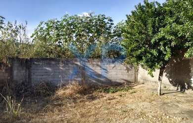 Imagem: O terreno possui 300m² de Área e está localizado em Bom