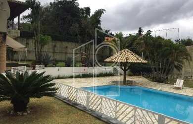 Imagem 10: Casa Sobrado em Jundiaí. Piscina, Churrasqueira, VarandaeGuarda roupa