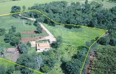 Imagem: A fazenda possui 20.210m² de Área e está localizado em Segismundo