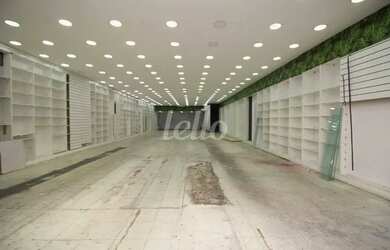 Imagem: O depósito possui 180m² de Área e está localizado em Centro