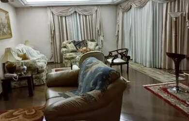 Imagem: O apartamento possui 4 Dormitórios, 5 Banheiros, 4 Vagas na