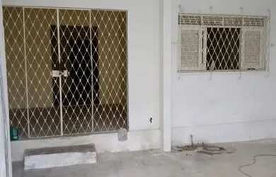 Imagem: A casa possui 2 Dormitórios, 2 Banheiros, 2 Vagas na garagem