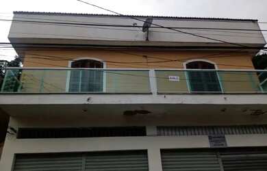 Imagem: A casa possui 2 Dormitórios, 1 Banheiro, 1 Vaga na garagem