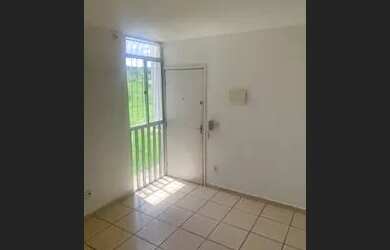 Imagem: O apartamento possui 2 Dormitórios, 1 Banheiro, 2 Vagas na